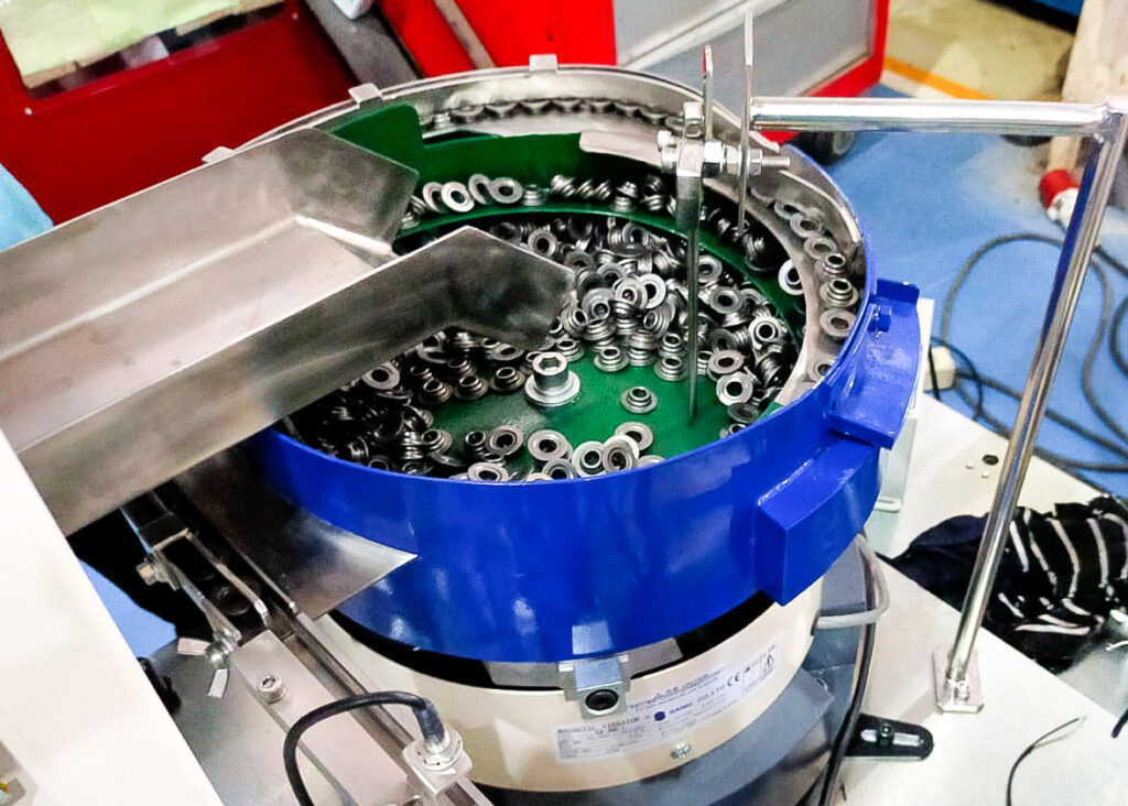 vibratory-feeder
